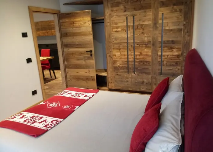 Ricky Apartment